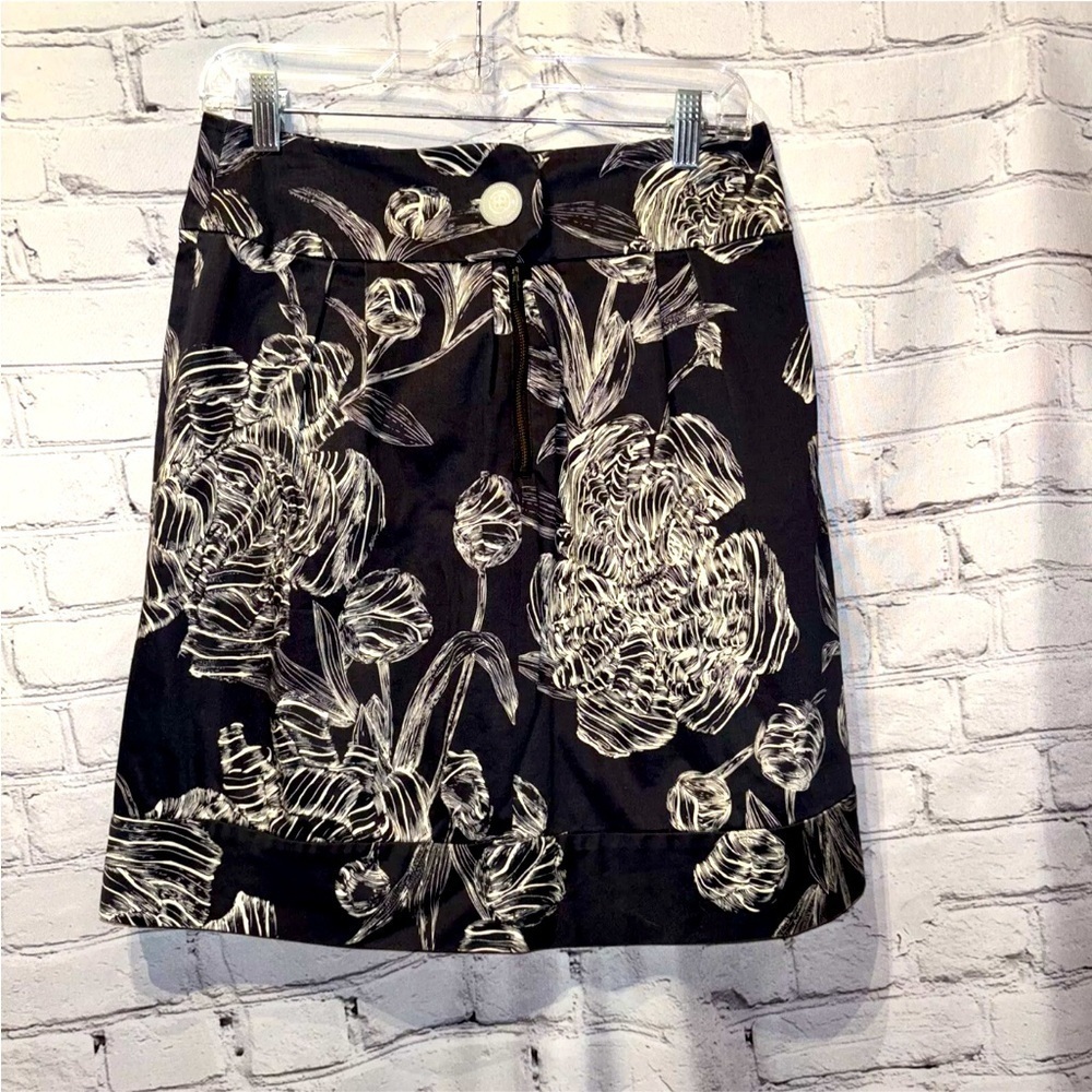 leifsdottir Black Mini Skirt with White Floral Print